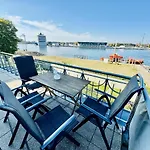 Lotsenhaus/meeresbrise * Rostock