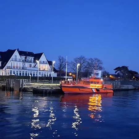 Lotsenhaus/meeresbrise * Rostock