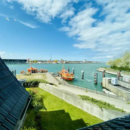 Lotsenhaus/meeresbrise Rostock